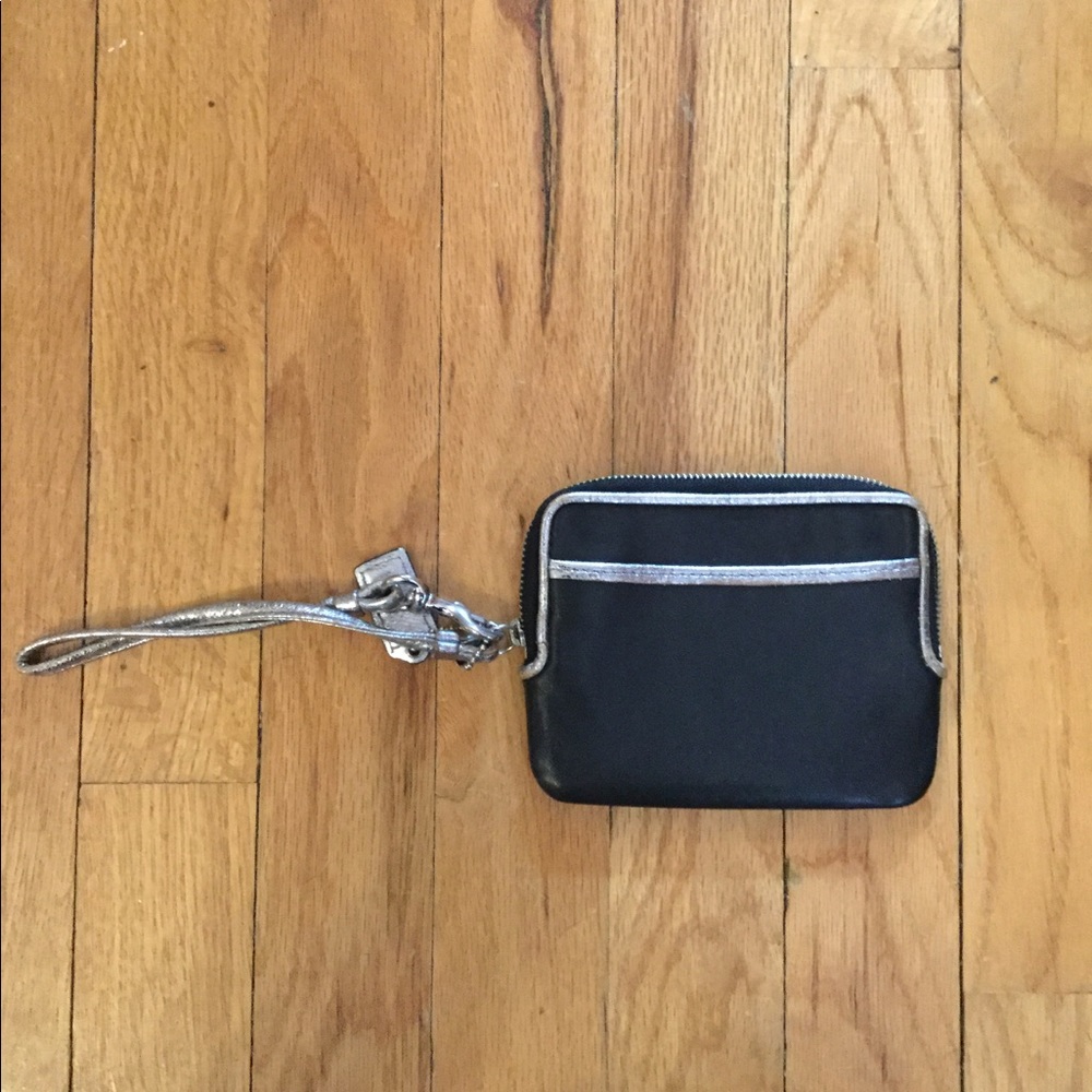 Coach Wristlet - Picture 2 of 4